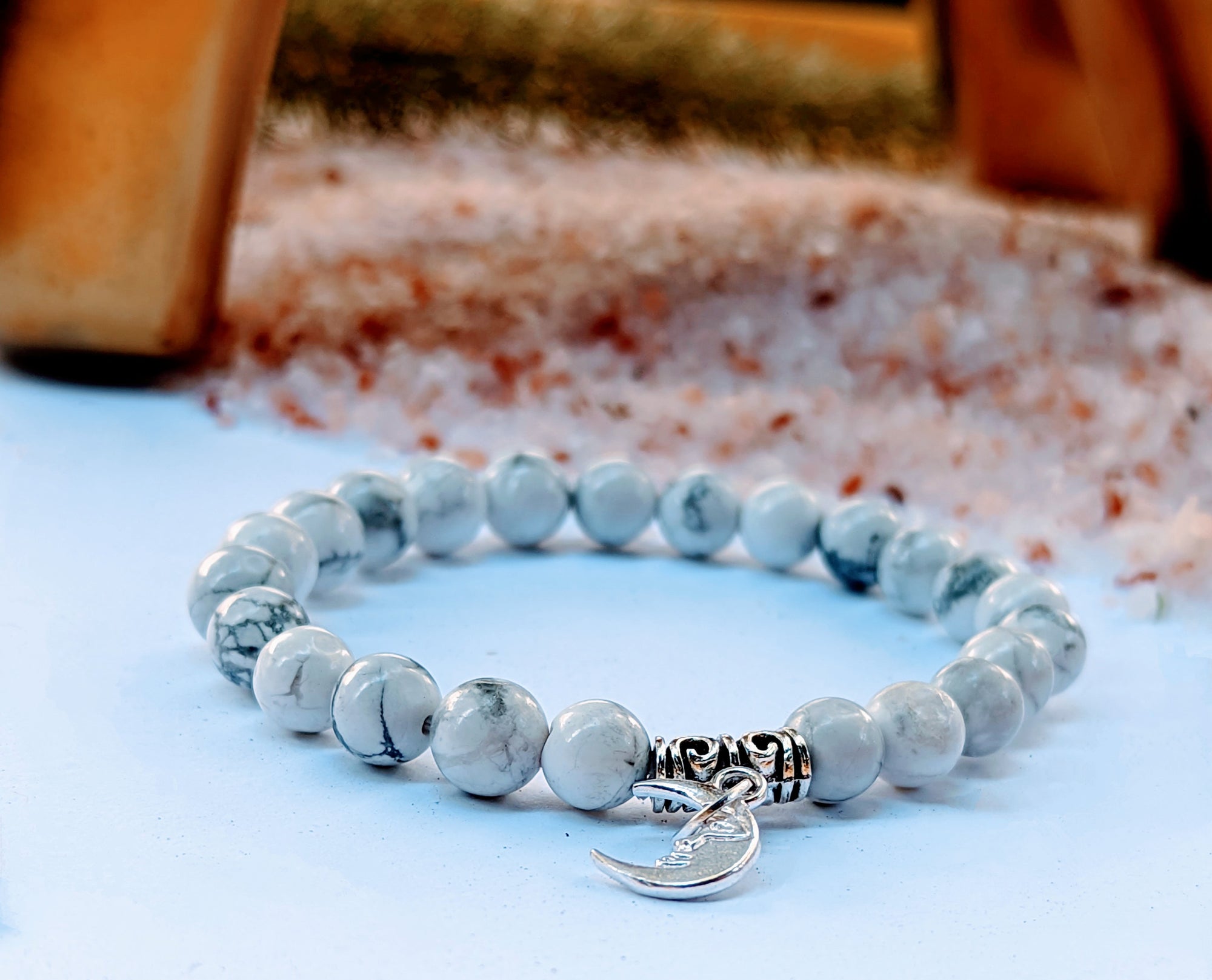 Howlite: Calming Intuition